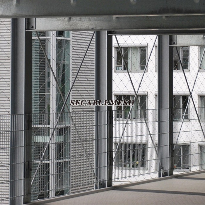 Stainless steel balustrade infill cable mesh